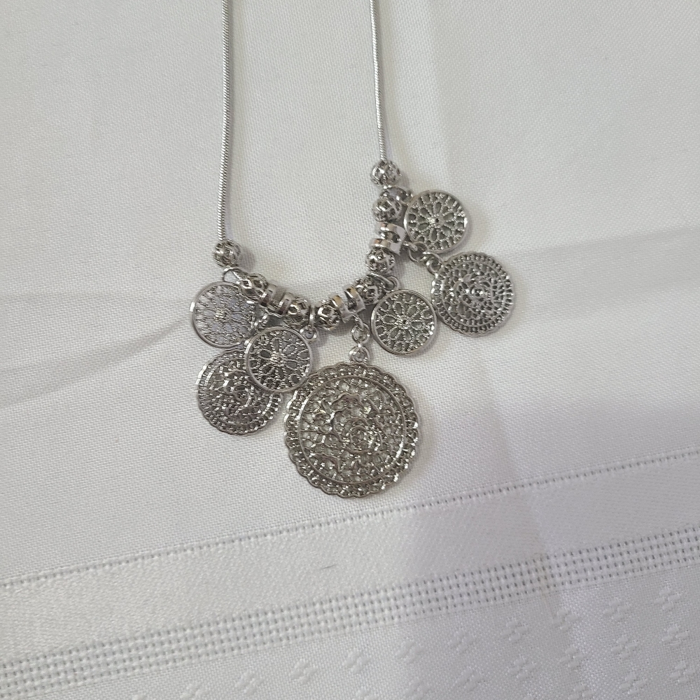 Lia Sophia Necklace & Bangle Bracelet NWT - Picture 3 of 7
